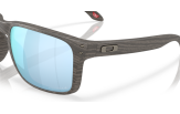 Päikeseprillid OAKLEY HOLBROOK XXL WOODGRAIN PRIZM Deep Water Polarized Woodgrain Prizm Deep Water Polarized