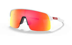 Päikeseprillid OAKLEY Sutro Lite Matte White Prizm Ruby